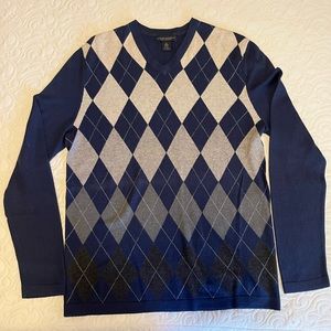 Banana Republic Argyle Silk Cashmere Blue Medium Size Pullover Sweater
